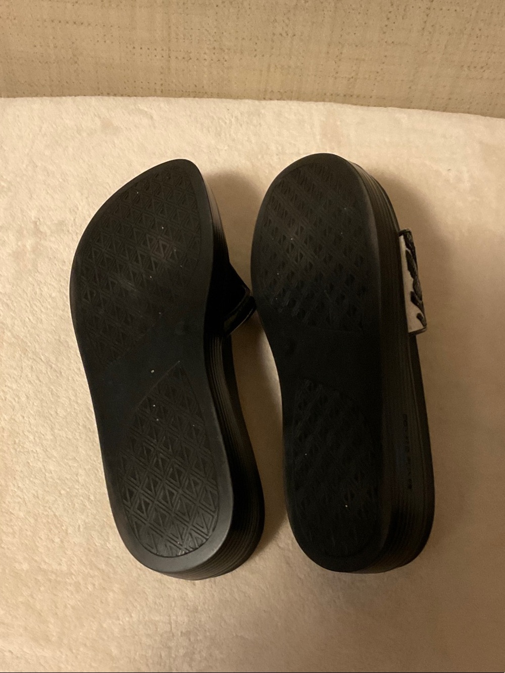 Donald J. Pliner Black and White Patterned Slide Sandals - Picture 6 of 6